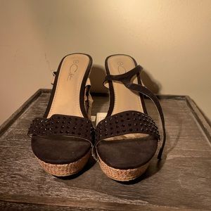 Black and woven high heels